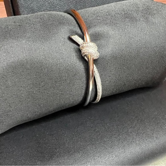 STUNNING SILVER TIFFANY-INSPIRED BRACELETš - Picture 1 of 5